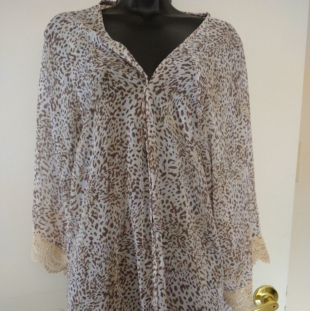 Maurices tunic size XL